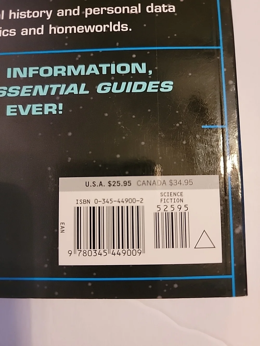 Star Wars The New Essential Guide to Characters - Blue & Yellow Cover